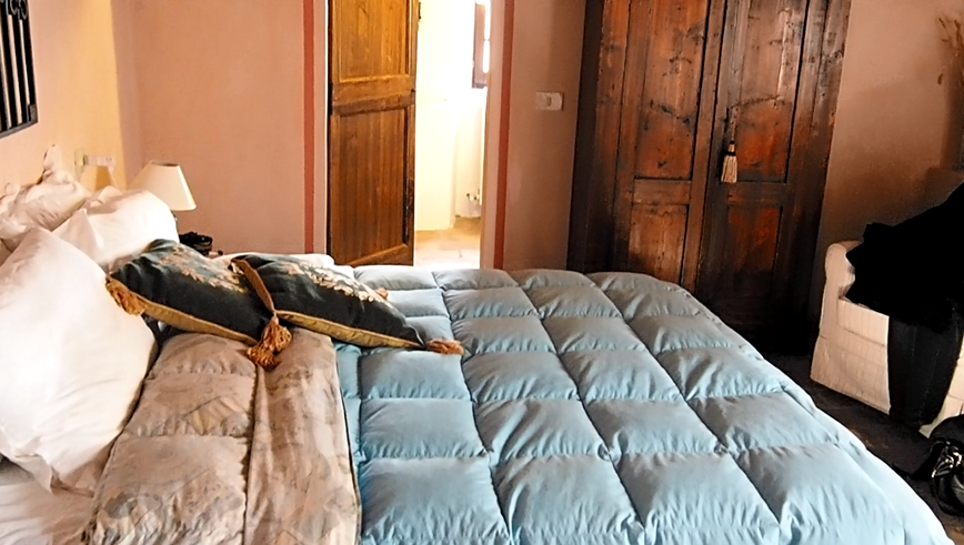 Castello Valenzino Bedroom
