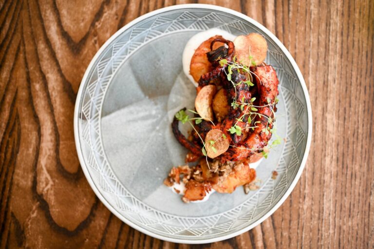 The Ultimate Maui Food Guide: Best Restaurants on Maui