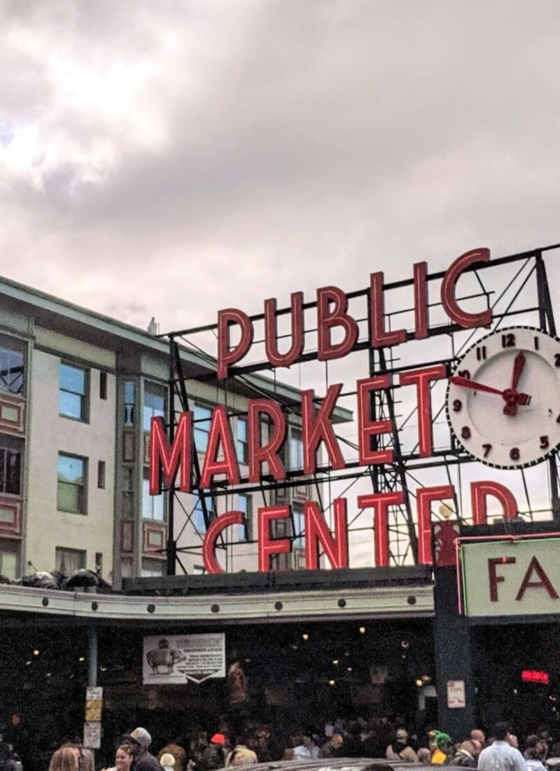 What to Eat at Pike Place Market in Seattle