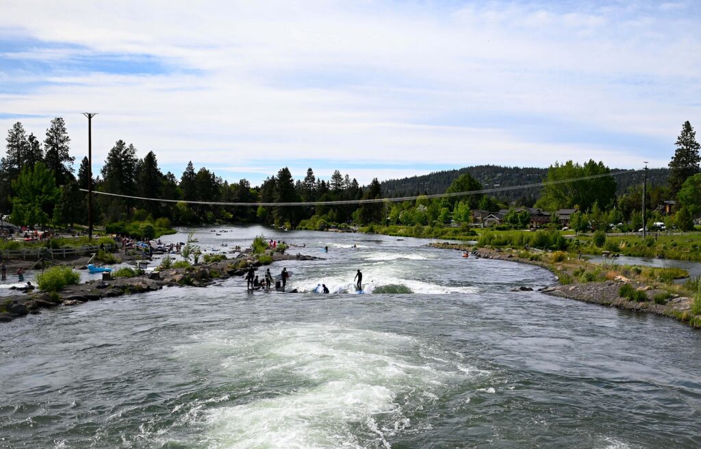 bend oregon travel guide