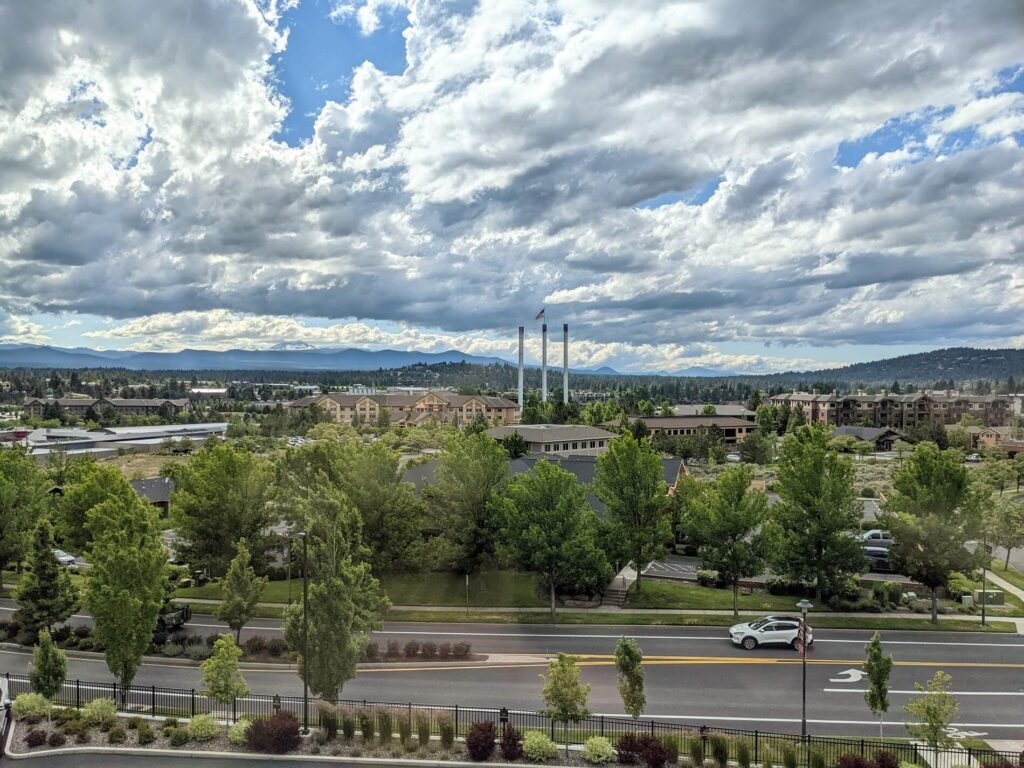 bend oregon travel guide